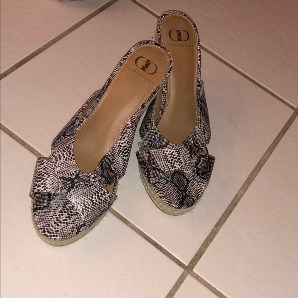 Size 10, snakeskin wedges
